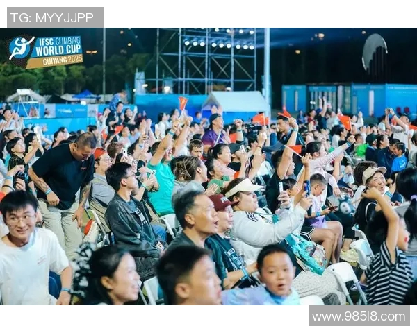 中国攀岩队首次斩获世界杯团体冠军